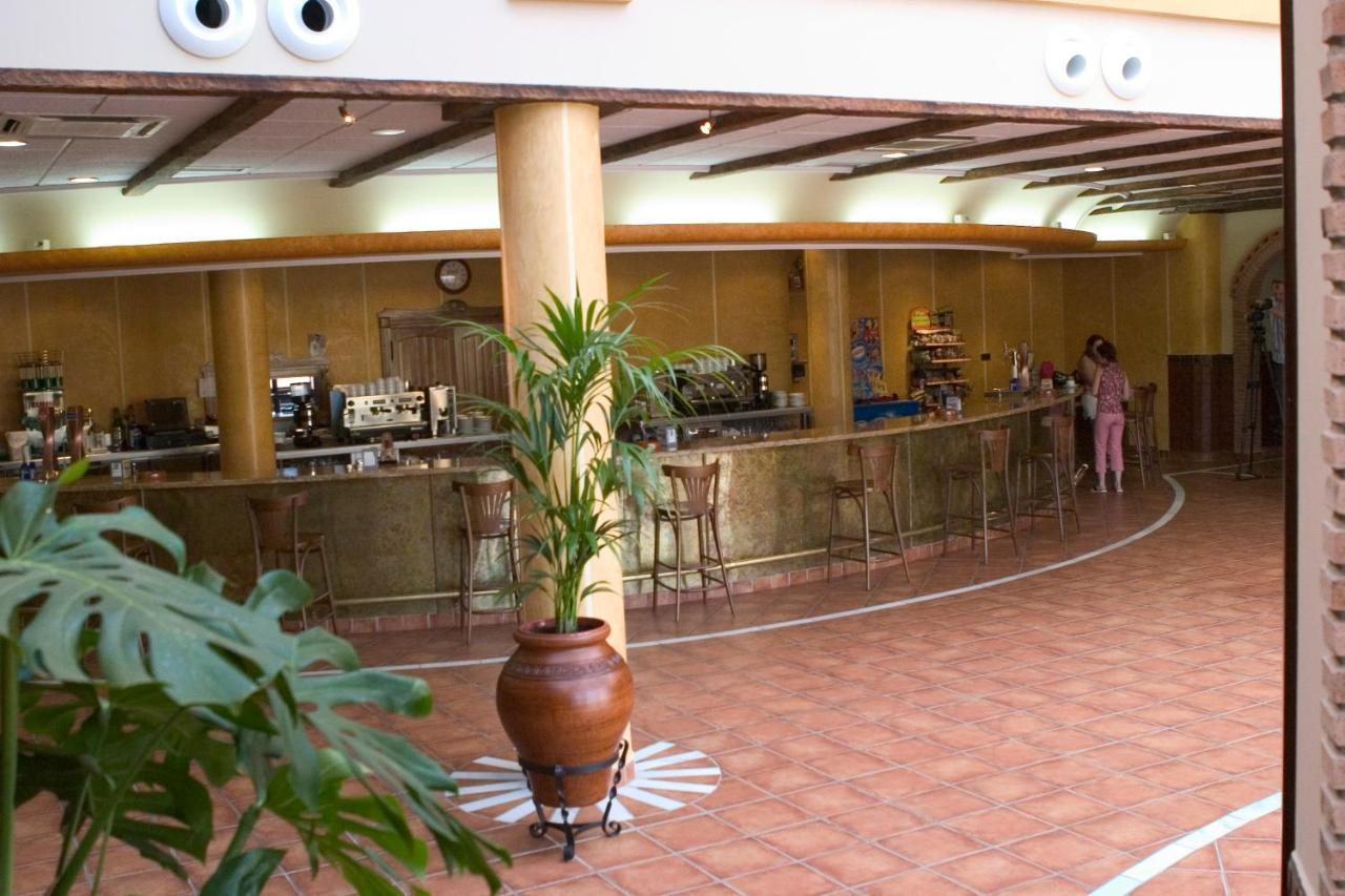 Hotel-Restaurante Cerrillo San Marcos Diezma Luaran gambar
